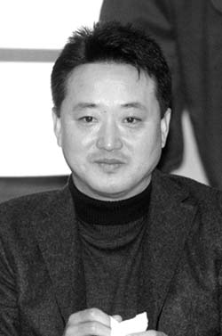 이웅렬 코오롱 회장 ‘코오롱TNS’의 부도로 곤혹