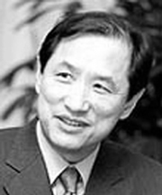 이상철 정통부 장관 친인척 특혜설 시비 진상