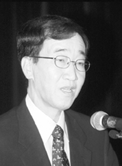 김정태 국민은행장 금리 문제 말 바꿔 구설수