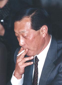우여곡절 끝 새 둥지 튼 두 회사