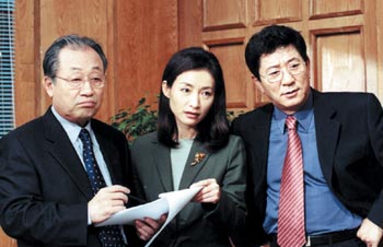 부부들에 화제만발 KBS<사랑과전쟁>  ‘차마 못내보낸 엽기 사연들’