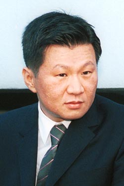 편법 지분확대 의혹 곤혹스런 정몽규 회장
