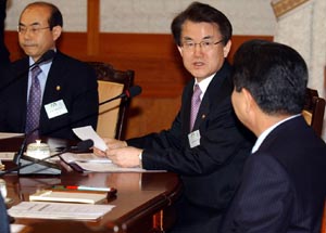 공정위 조사에 떨고 있는 6대 그룹