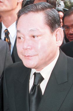 재벌총수와 수행비서의 인연