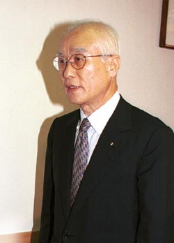 이번엔 진짜? 김우중 귀국설 추적