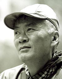 ‘늙은 기자’ 김훈씨 새 칼럼집 <밥벌이의 지겨움> 출간