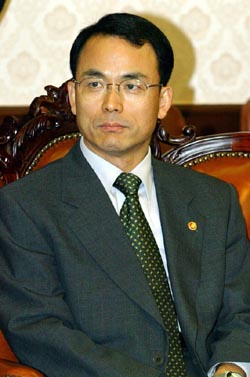 진대제 정통부 장관 인기전선 빨간불