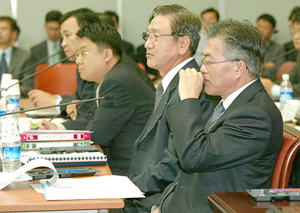 신한지주, 조흥은행 무일푼 인수 내막