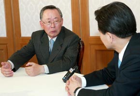 다시 돌아온 이헌재 경제부총리