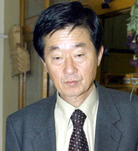 노건평 씨 - 법관 출입문 사용 관련 법무사 징계받을 듯