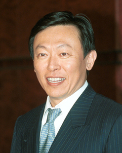 신동빈 롯데 부회장 - 대선자금 혐의 벗은 후 청와대 회동차 귀국