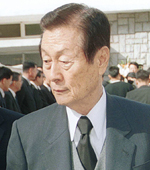 신격호 롯데 회장 - 주식시장 ‘나홀로 상승’ 희색