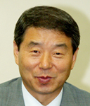 [이계진 의원]‘콘클라베’ 모방 ‘연기정치’ 화제