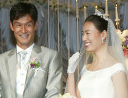 [축구선수 최용수] 결혼식에 축구·연예계 인맥 총출동