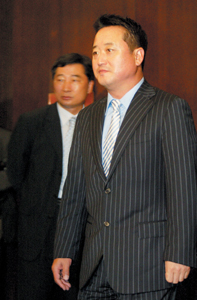‘자금악화설’에 곤혹스런 코오롱