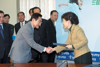 [삼성-한나라당] 밀월설 도는 내막
