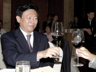 [롯데] 우리홈쇼핑 인수마무리 장애물 셋