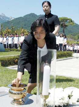 현정은 현대 회장 ‘금강산 관광’ 속앓이