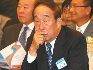 박용성 전 두산 회장 경영복귀 시나리오