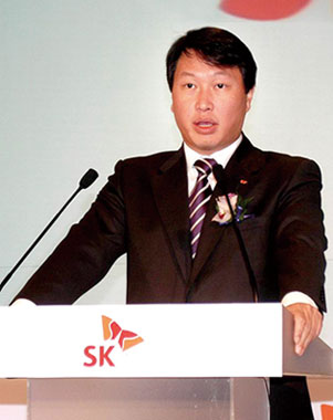 지주회사 전환 최태원(SK 회장) ‘10년 체증’ 내려간다