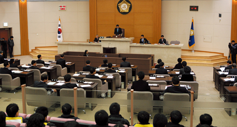 부업 뛰는 포항시의원 ‘배보다 배꼽’ 실태 추적
