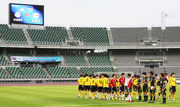 U-20 선전 ‘여자축구’ 달라진 건 없다!