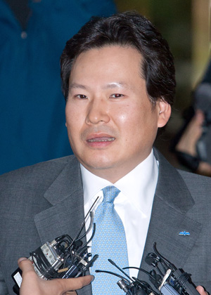 [SK가 2세 최철원] ‘맷값 폭행’ 앞과 뒤