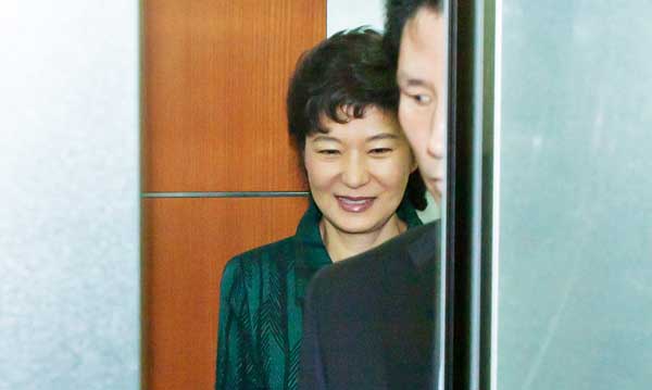 박근혜 진영 궁중암투 내막