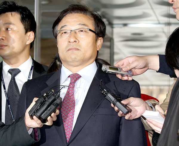 민간인 불법사찰 부실수사 논란