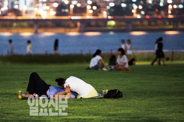 세태고발 열대야가 만든 ‘야외섹스’ 백태