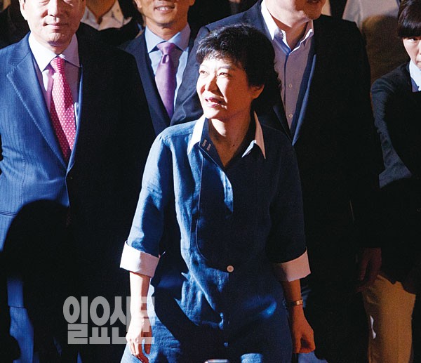 ‘친노세력 포섭중’ 박근혜 광폭행보 노림수