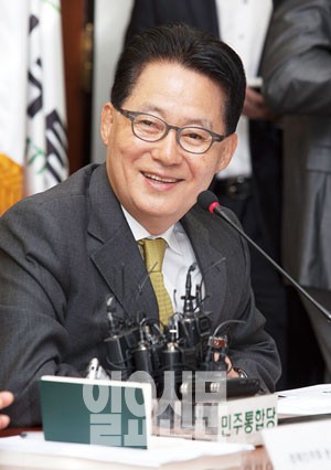 박지원 ‘화법’에 의원들 속 터진 사연