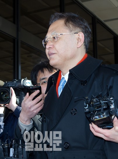 '유명환 특채' 파동 이후에도 정신 못차린 외교부