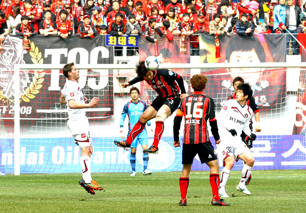 프로축구 연봉 공개 현실성 논란