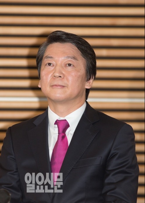 뿔난 안철수 "이대로는 대선 승리 못한다" 단일화 험로 예고