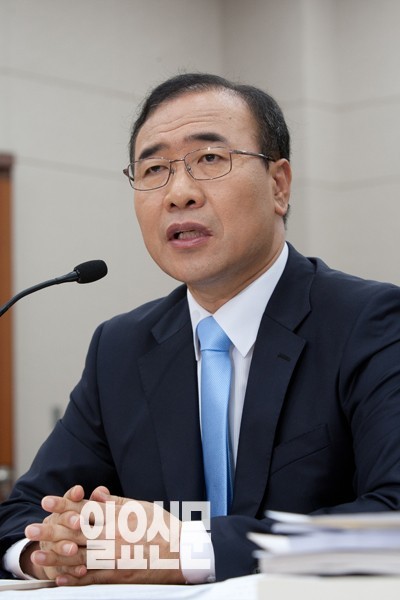 검찰 비리 3연타에 최태원 봐주기 의혹까지…한상대 퇴진론 확산