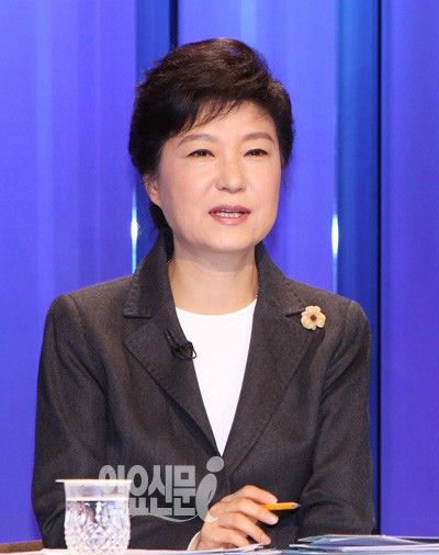 새누리당 "박근혜 후보 '6억 사회환원' 약속 반드시 지킬 것"