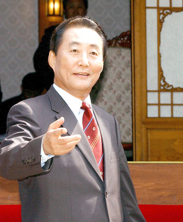 "마음으로 성원"을 '지지선언' 오해…민주통합당 '고건 해프닝' 머쓱