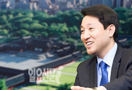중국서 귀국한 오세훈 전 시장, 박근혜 후보 지지