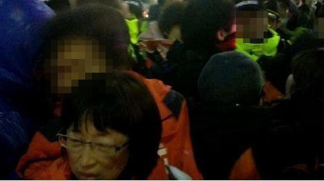 김소연 무소속 대선 후보, 경찰에 폭행 '논란'... 대선 사상 초유 사태