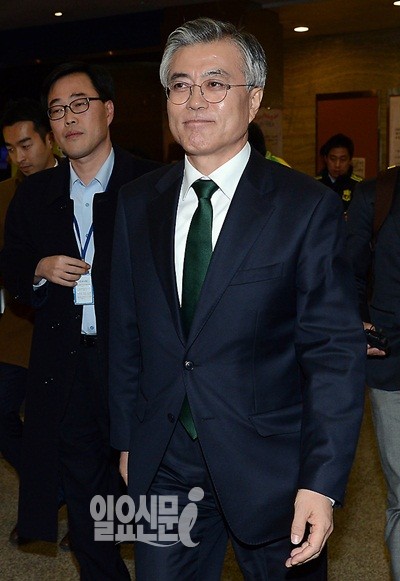 [속보]지상파 3사 출구조사 결과에 문재인 측 “차분히 지켜보겠다”
