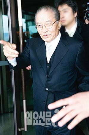 다시 부활한 카드 ‘경제부총리’ 역대정권 명암