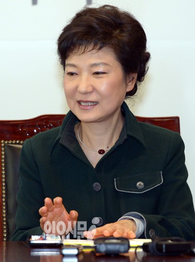 박근혜·수치 29일 회동…아시아 대표 여성지도자 무슨 이야기 오갈까
