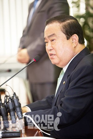 문희상, '안철수 신당론' 반대…"민주당에 들어와 '두목' 해야" 주장