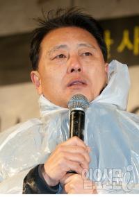 최일구 전 앵커 개인회생 신청…연대보증 섰다가 '빚더미'에