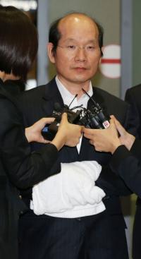 'SK 횡령' 김원홍 전 SK해운 고문 "횡령 이유 없어"