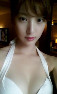 이해인 볼륨감 과시 ‘깜짝 노출’로 男心 자극