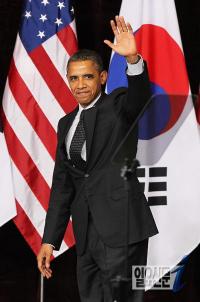 ‘방한’ 오바마 첫 일정은? 용산 전쟁기념관 참배 