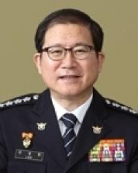 이성한 경찰청장 결국 사의 표명...박 대통령 '유병언 허술 수사' 질타  
