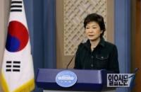 아베, 박근혜 대통령에게 친서 전달 “가을에 만나자” 러브콜 